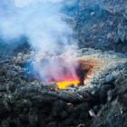 Een vulkaanuitbarsting overleven: voortekenen en wat te doen