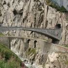 Schöllenenschlucht: Teufelsbrücke, wandelen en klimmen
