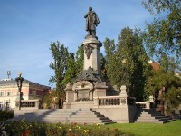 Adam Mickiewicz Monument Warschau / Bron: Darekm135, Wikimedia Commons (CC BY-SA-3.0)