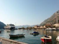 Eerste blik op Kotor komende vanuit het busstation